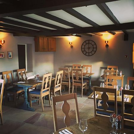 The Greyhound Inn Bedale Esterno foto