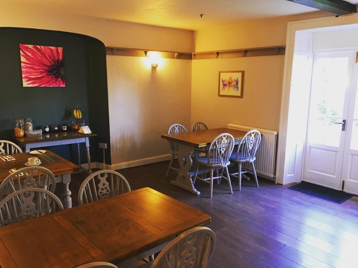 The Greyhound Inn Bedale Esterno foto