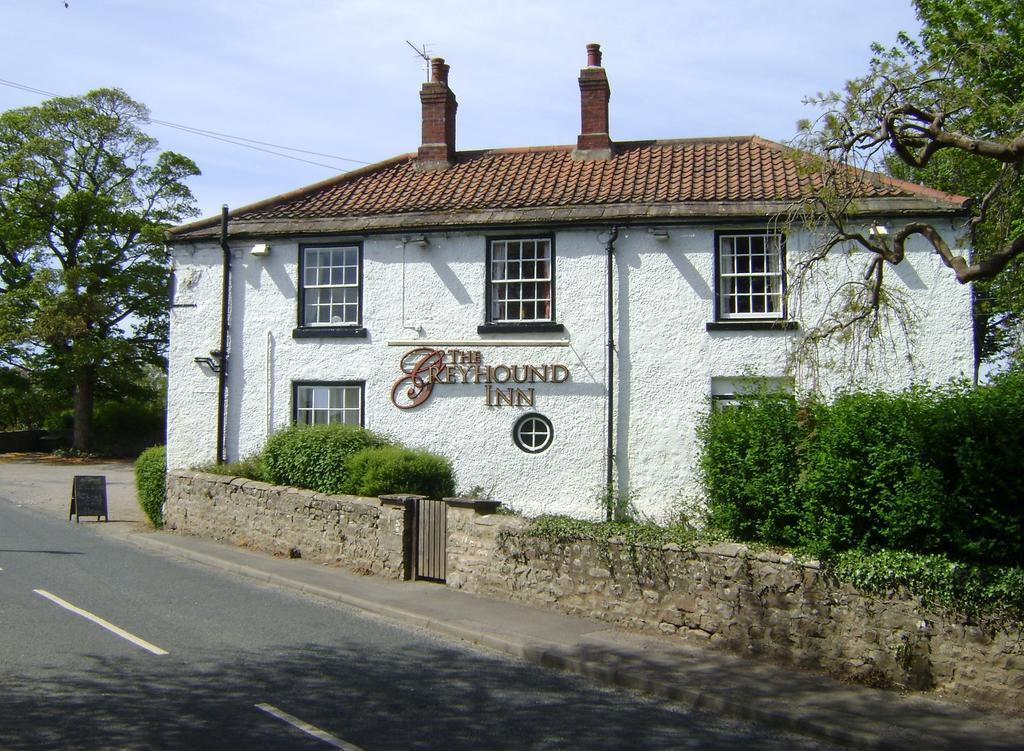 The Greyhound Inn Bedale Esterno foto