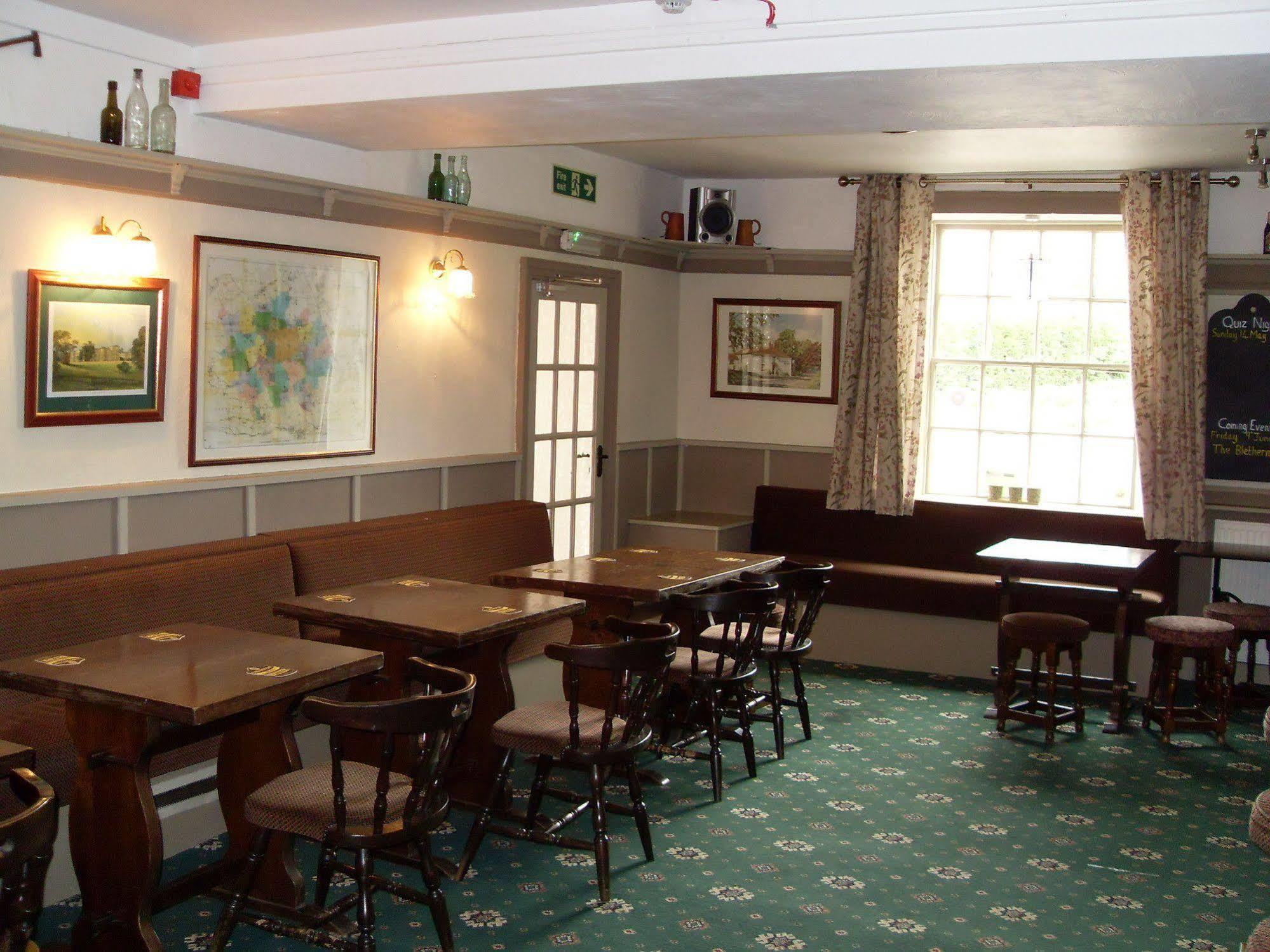 The Greyhound Inn Bedale Esterno foto