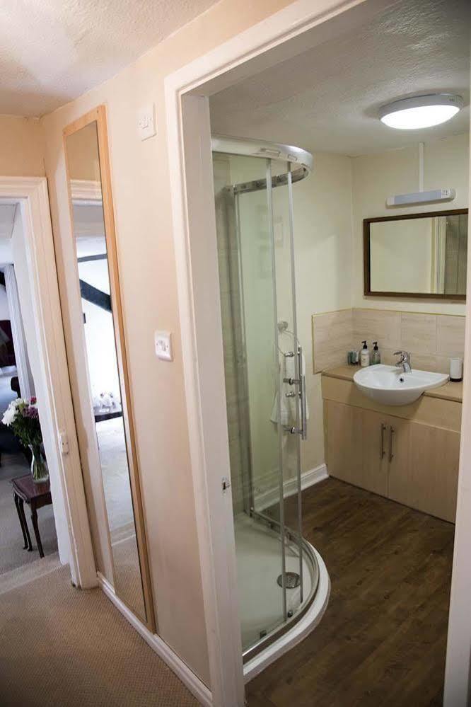 The Greyhound Inn Bedale Esterno foto