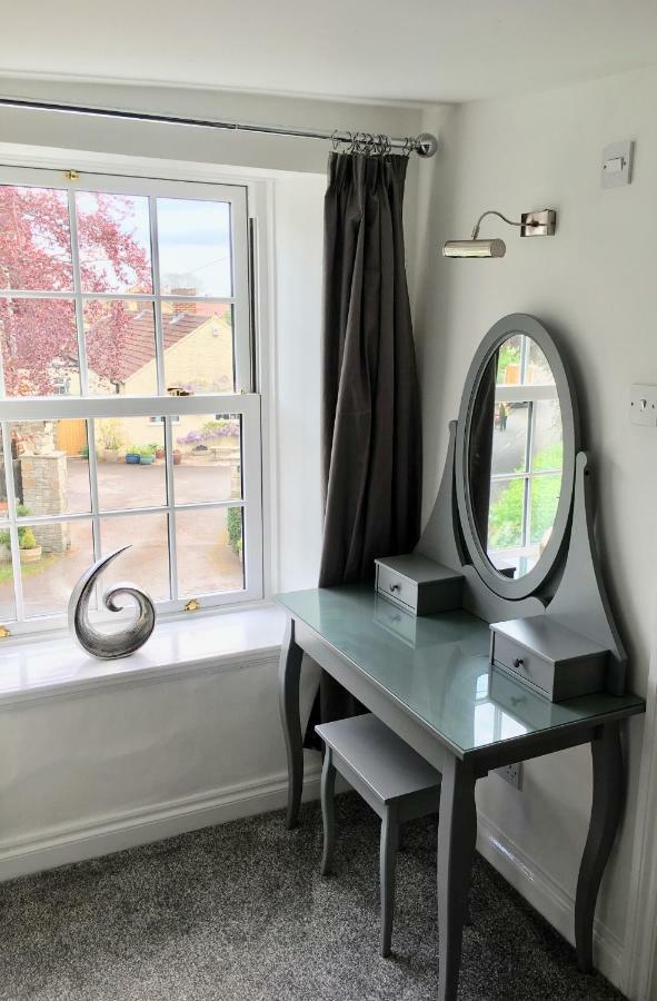 The Greyhound Inn Bedale Esterno foto