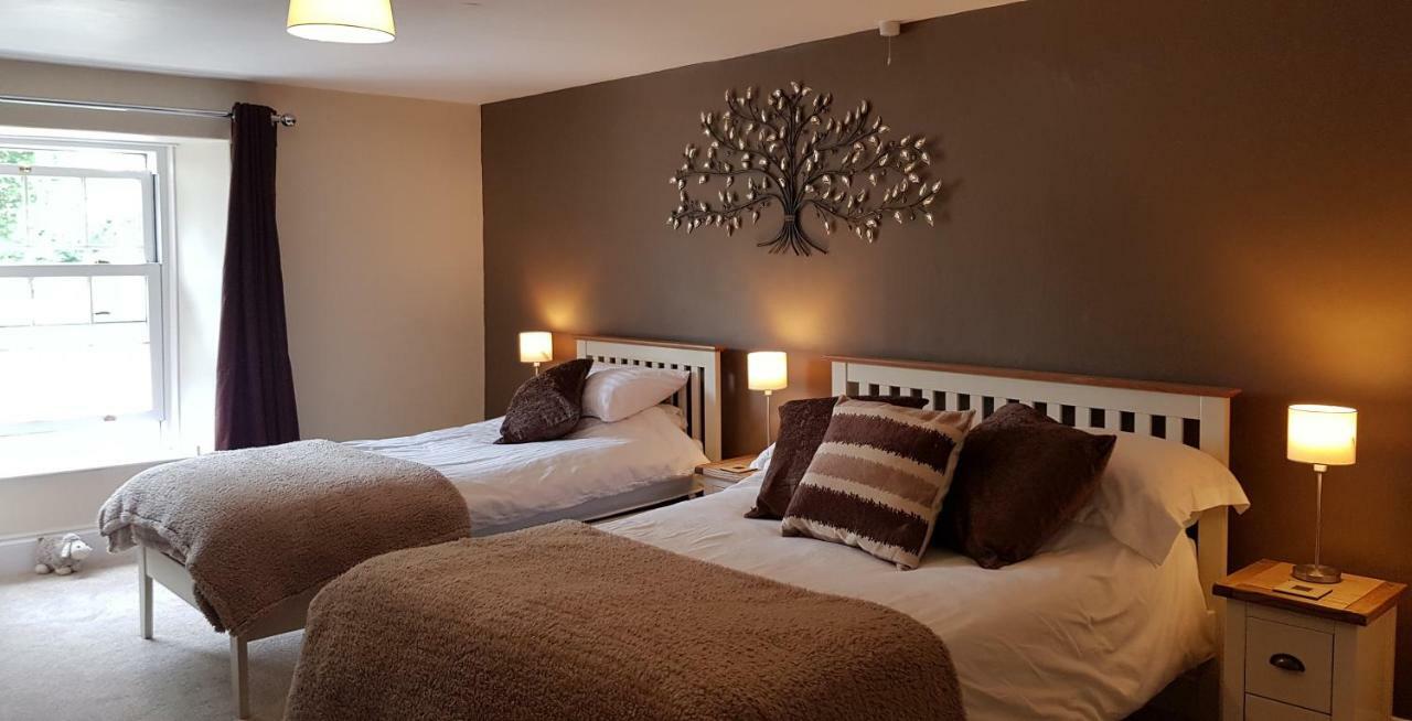 The Greyhound Inn Bedale Esterno foto